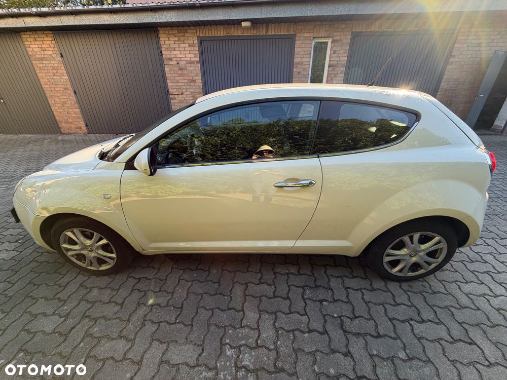 Alfa Romeo Mito - 8