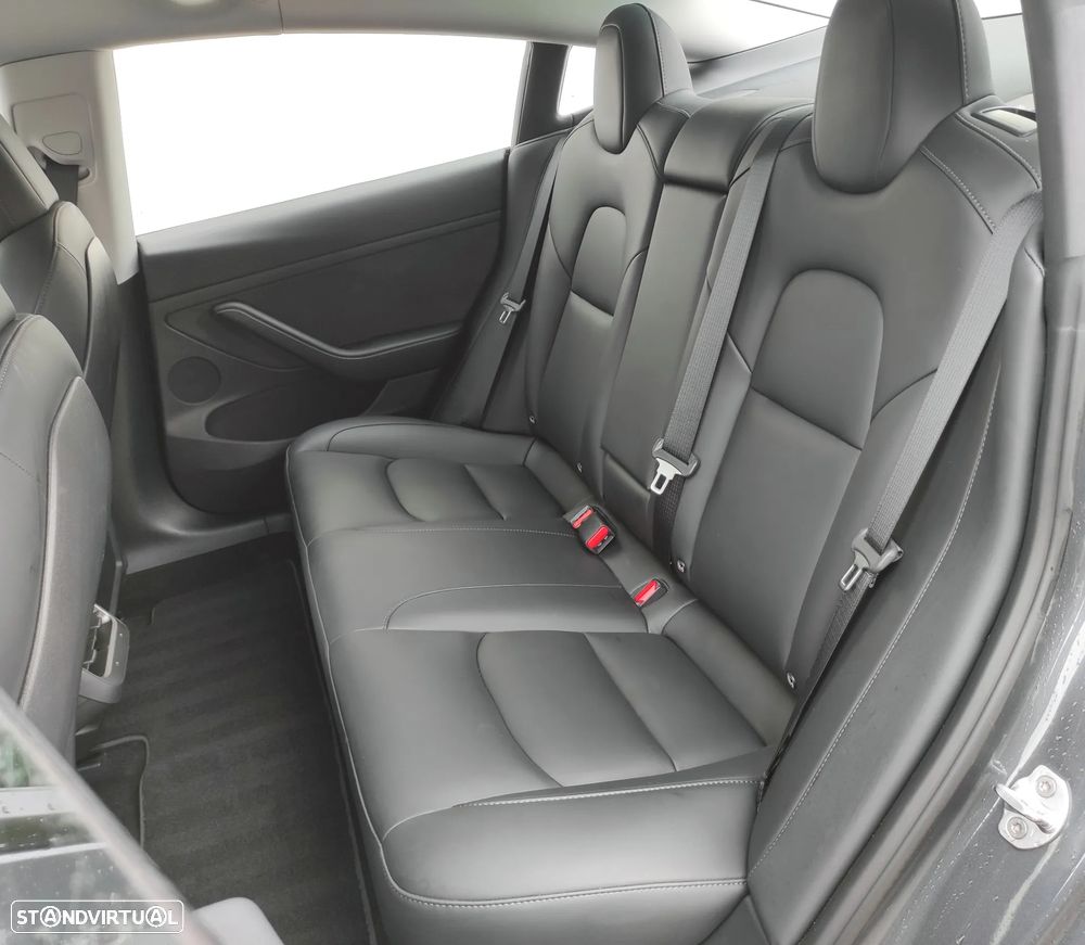 Tesla Model 3 Standard Range Plus RWD - 23