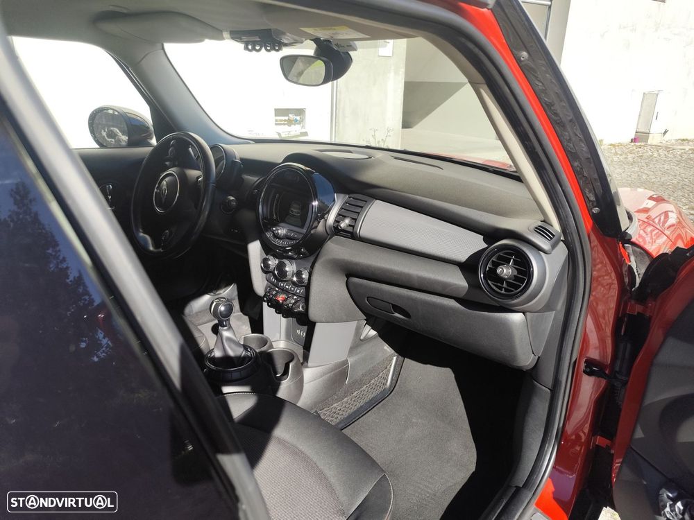 MINI 5 Portas One D - 14