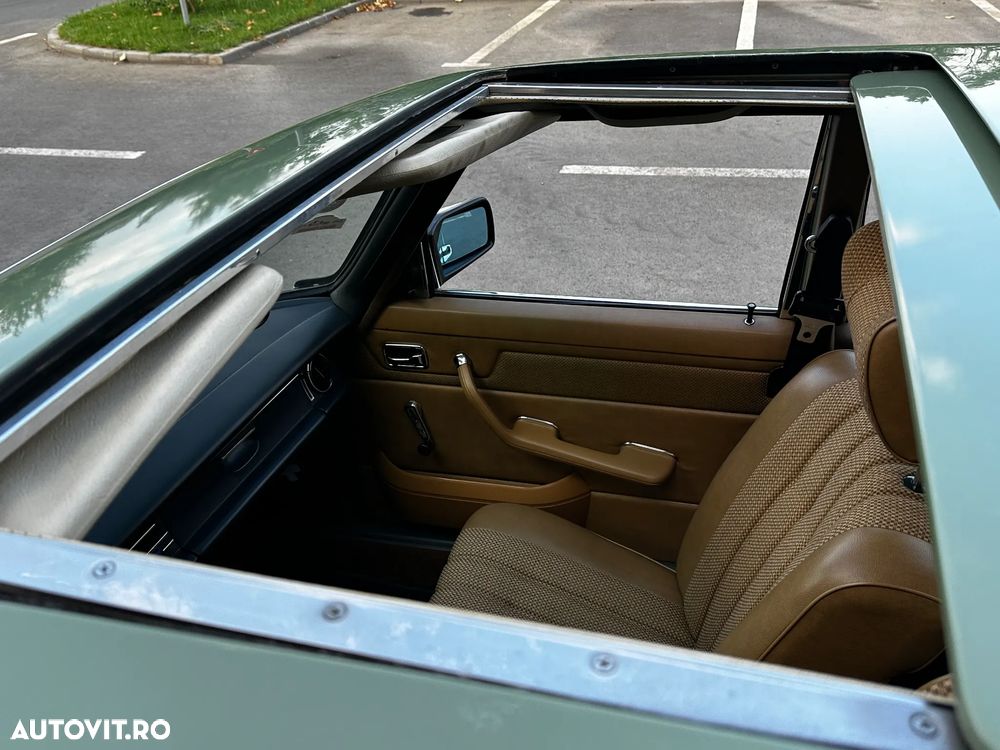 Mercedes-Benz W115 - 14