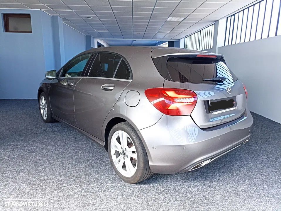Mercedes-Benz A 180 d Fleet Pack Urban - 1