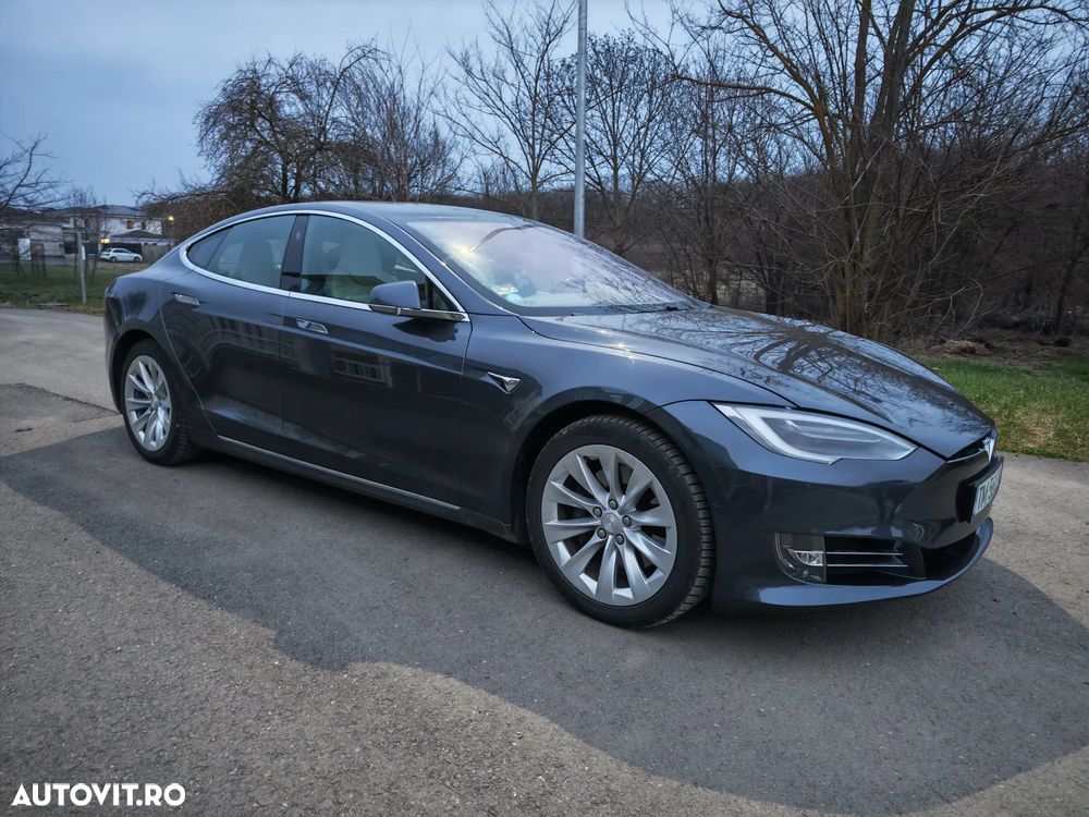 Tesla Model S Long Range - 2