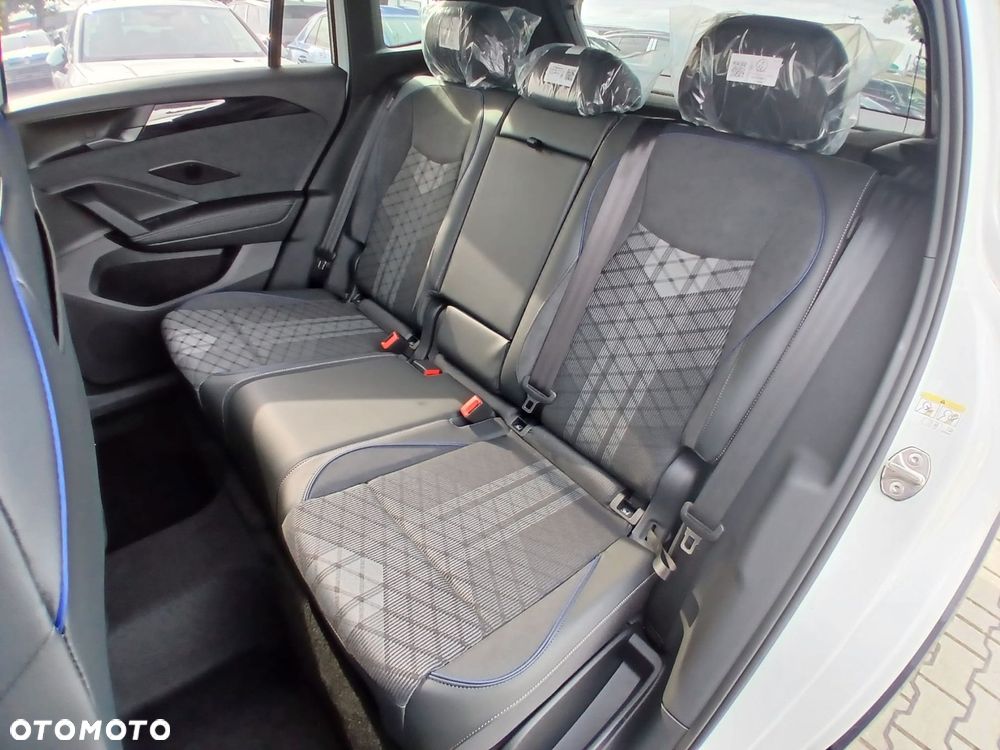 Volkswagen Tiguan - 10