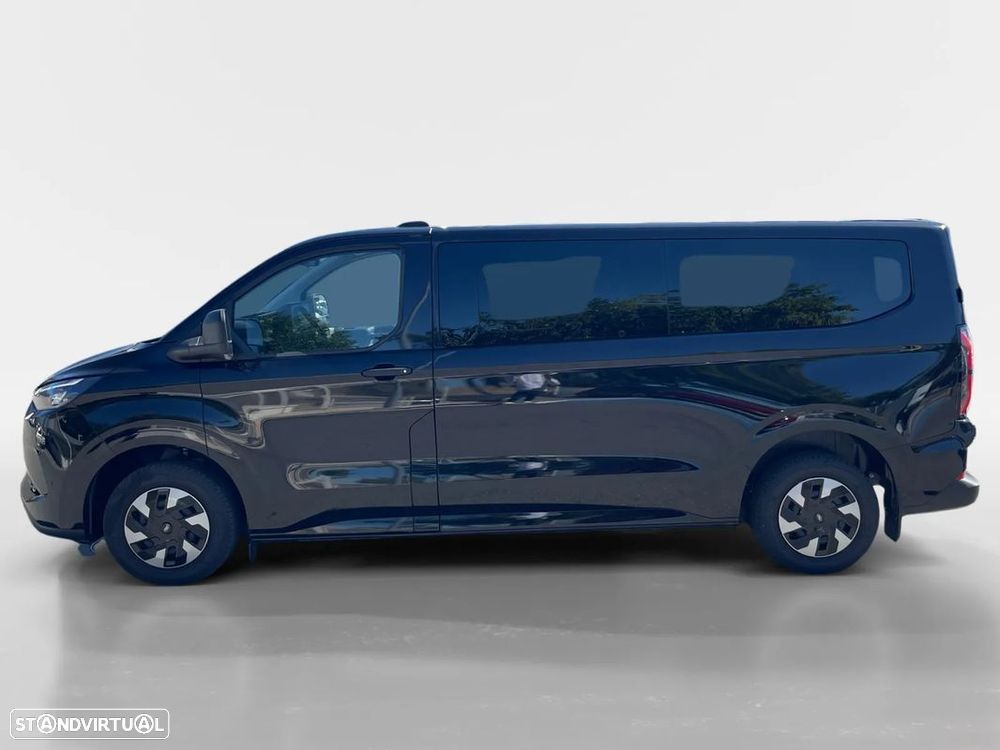 Ford E-Transit Custom Combi 9 Lug - 3