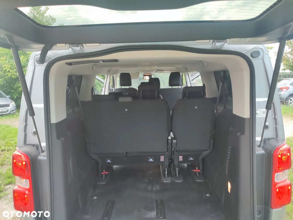 Peugeot Traveller 2.0 BlueHDi Long Business EAT8 - 15