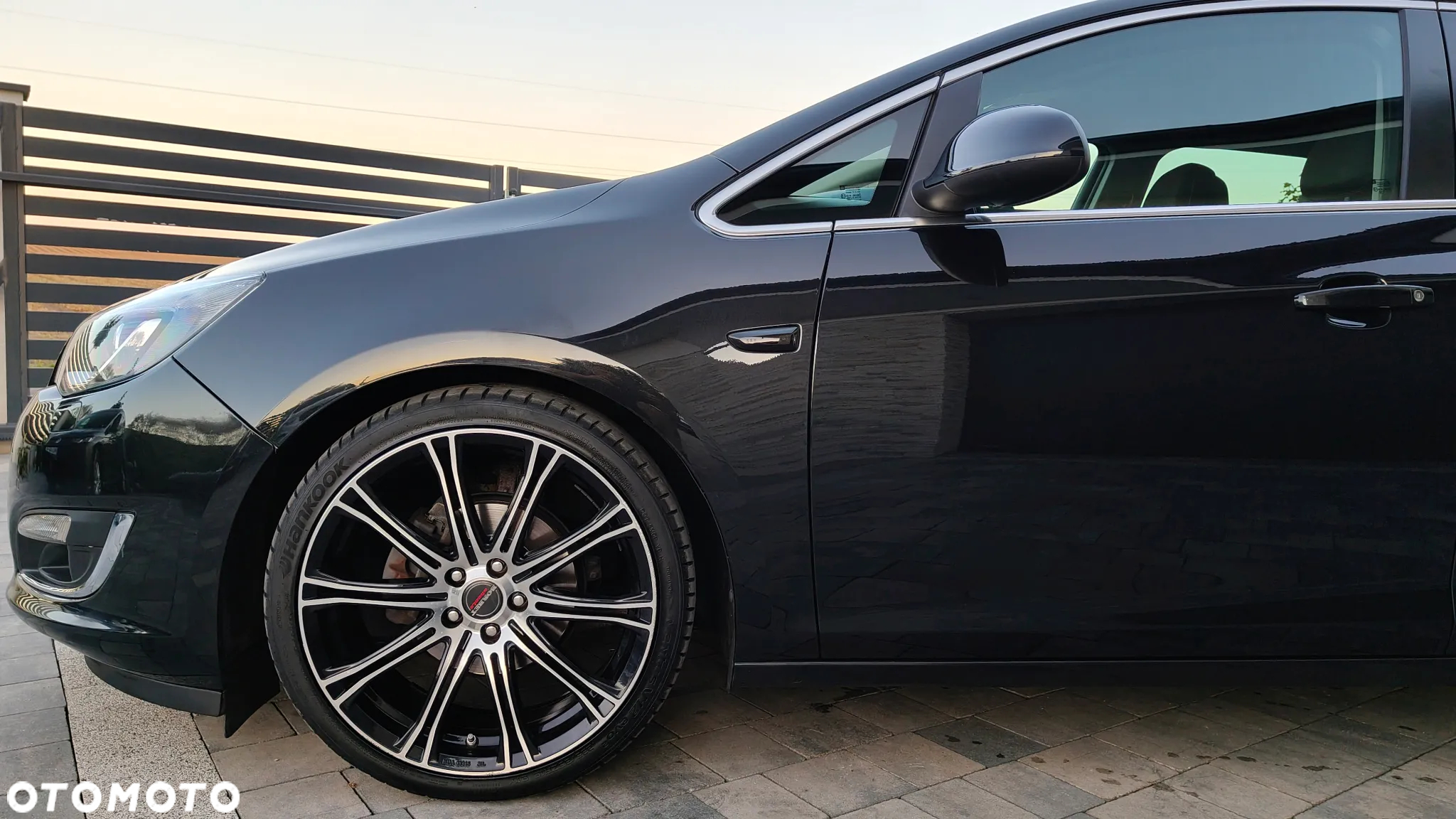 Opel Astra 1.4 Turbo Exklusiv - 12