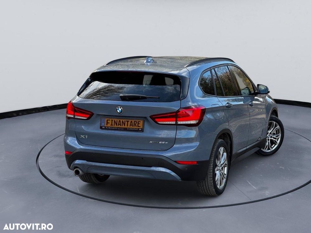 BMW X1 xDrive25e Sport Line - 38