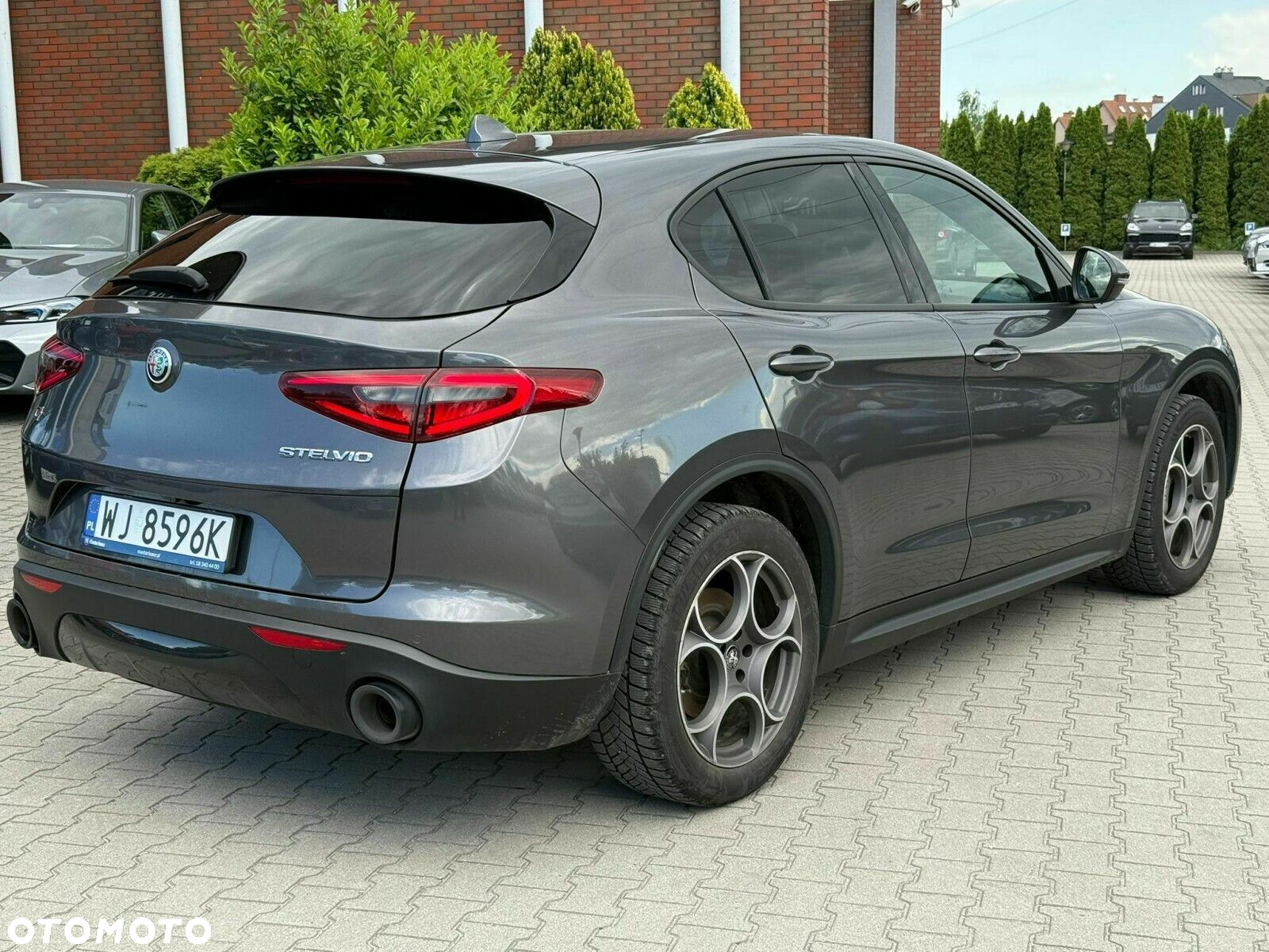Alfa Romeo Stelvio - 5