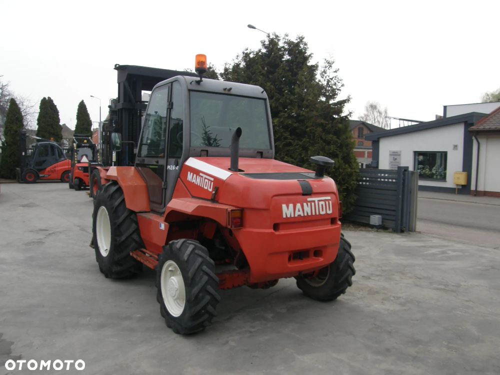 Manitou M26-4 4x4 2004 2100h maszt 10m kosz sprowadzony - 13