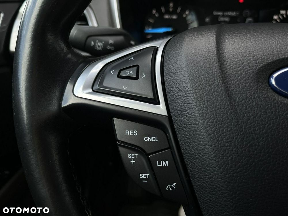 Ford Mondeo - 18