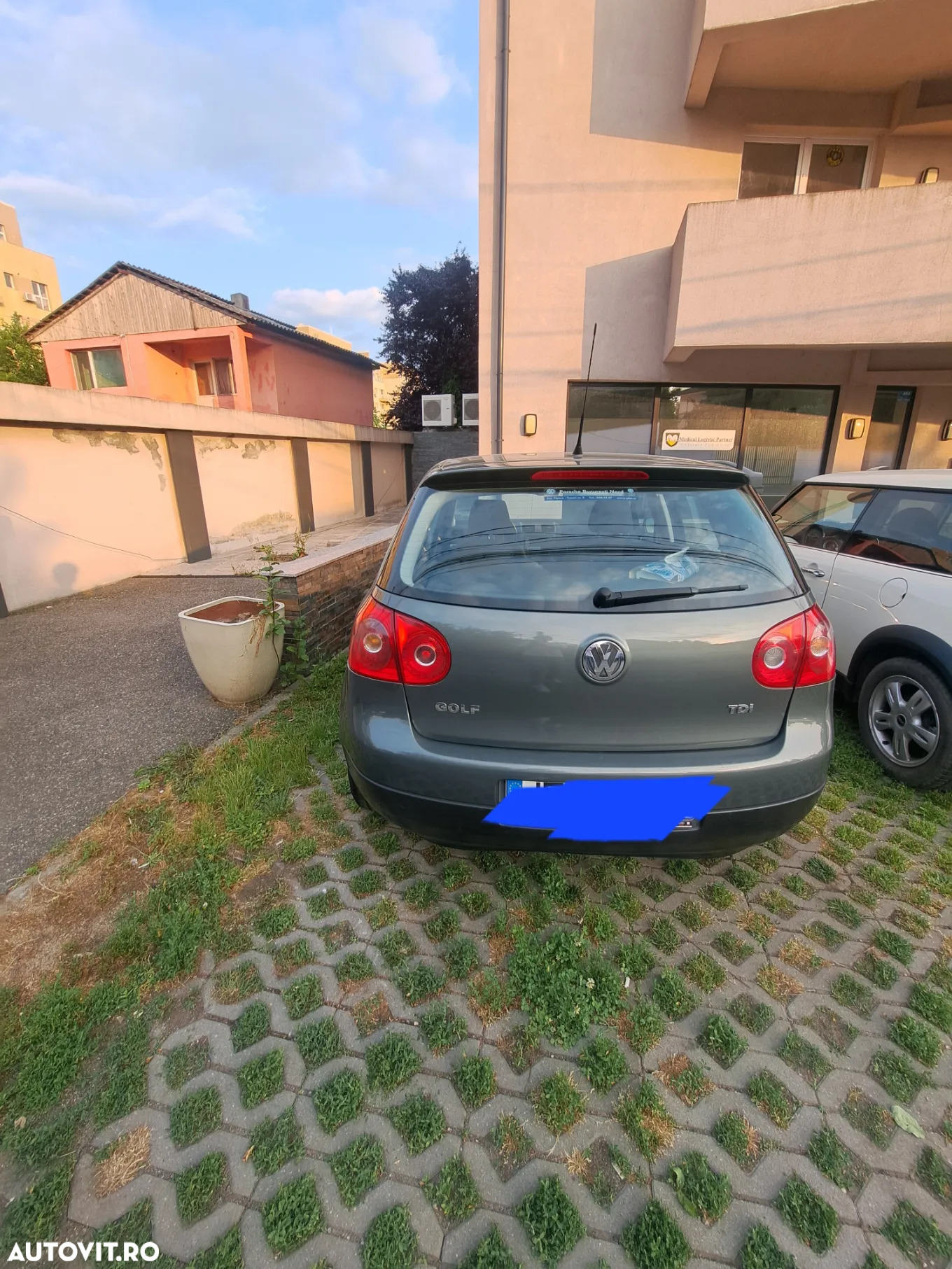 Volkswagen Golf - 3