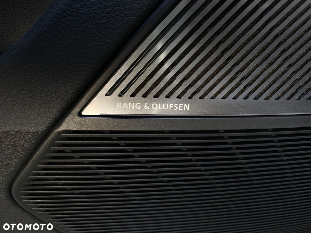 Audi RS Q8 - 14