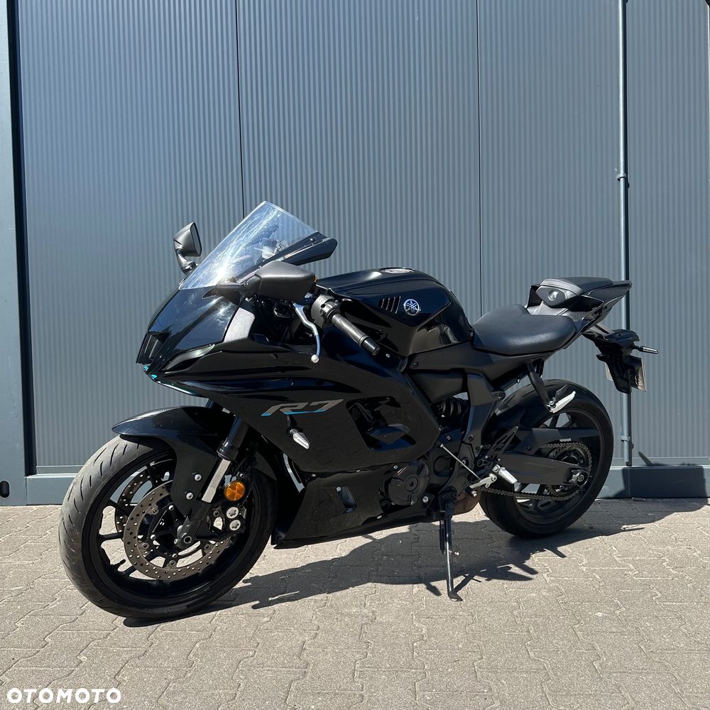 Yamaha R7 - 3