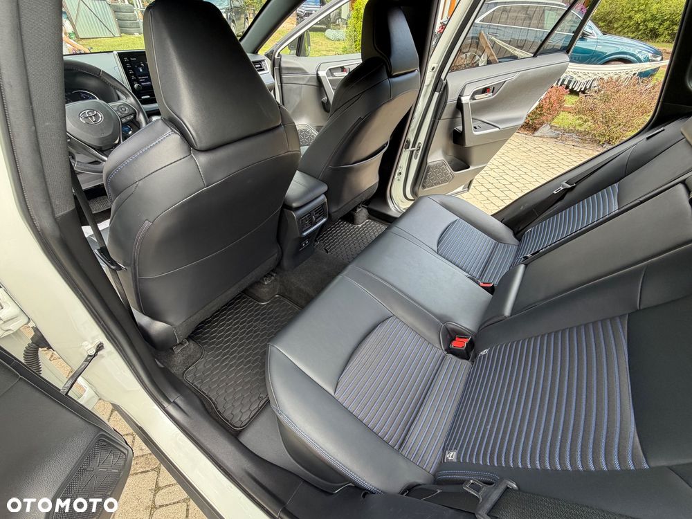 Toyota RAV4 2.5 Hybrid Selection 4x4 - 17
