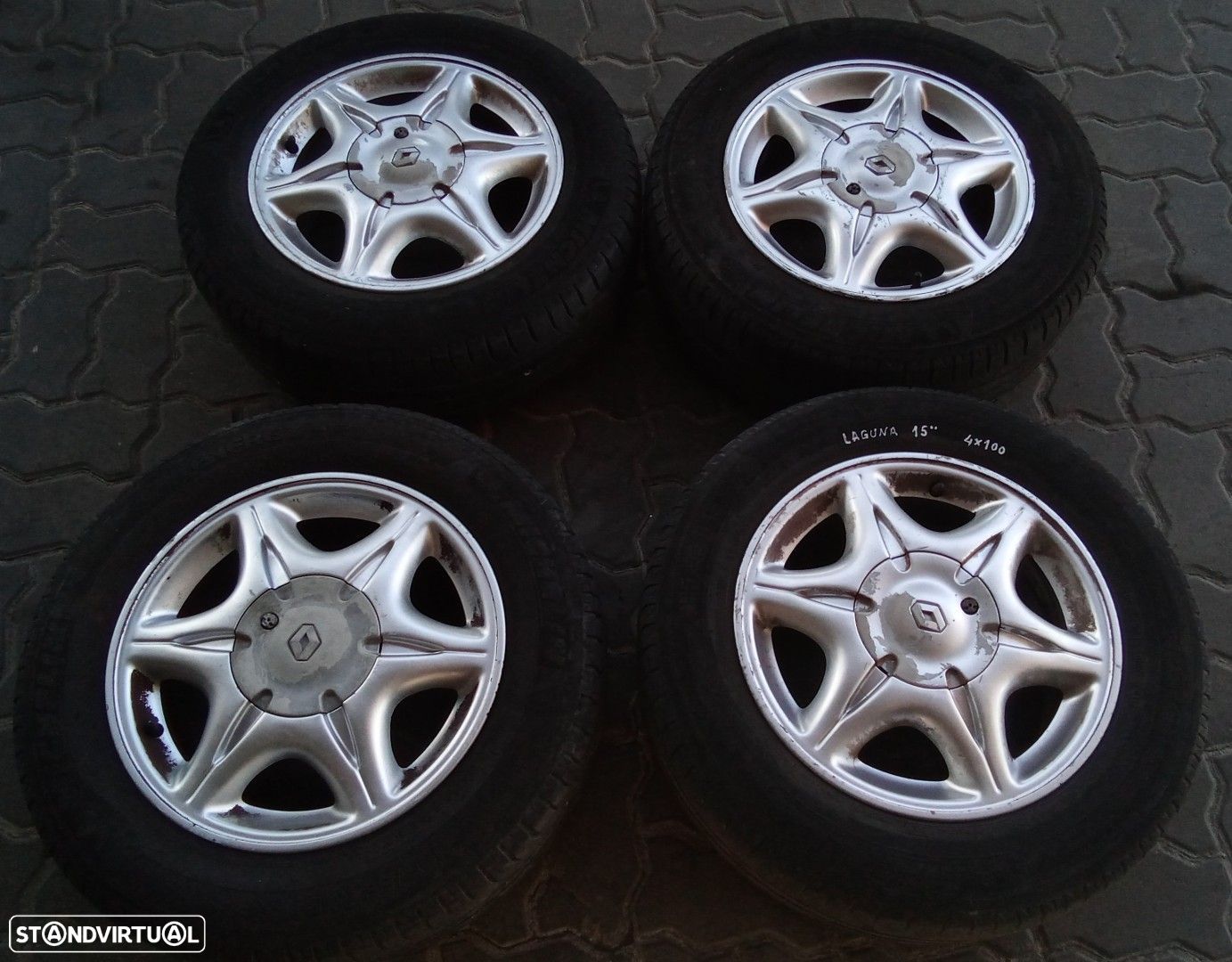 Jantes Renault R15 furação 4x100 - 1