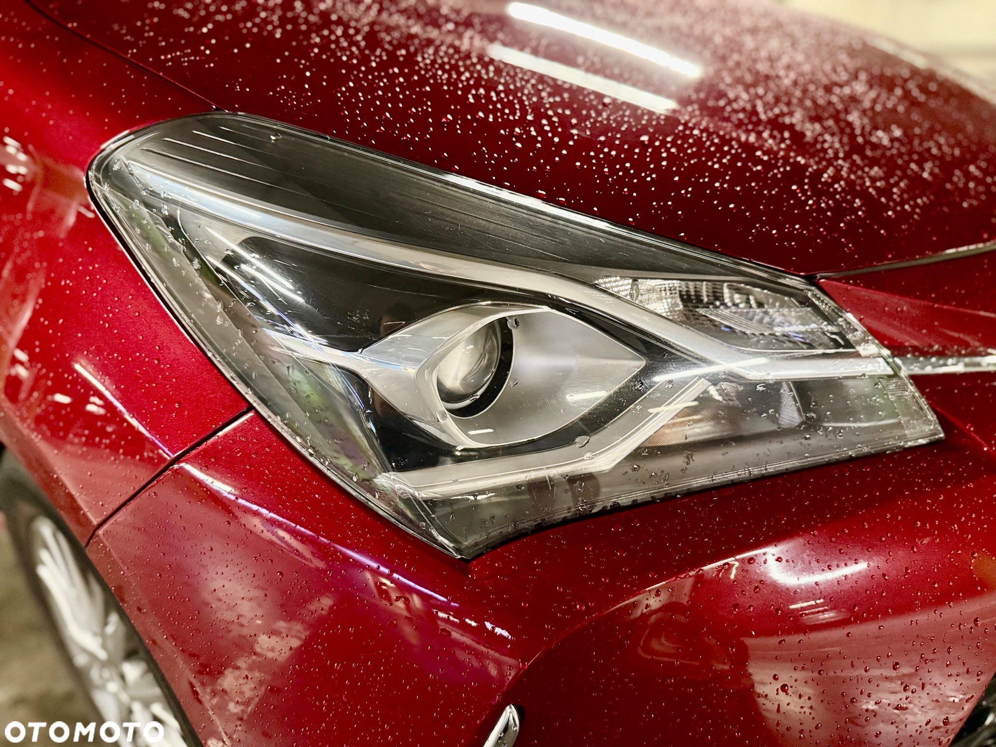 Toyota Yaris Hybrid 100 Active - 10