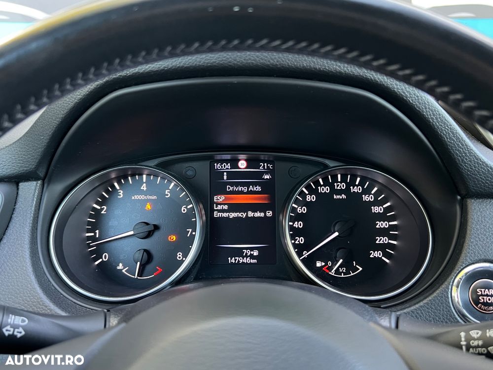 Nissan Qashqai 1.6 DIG-T N-Connecta - 16