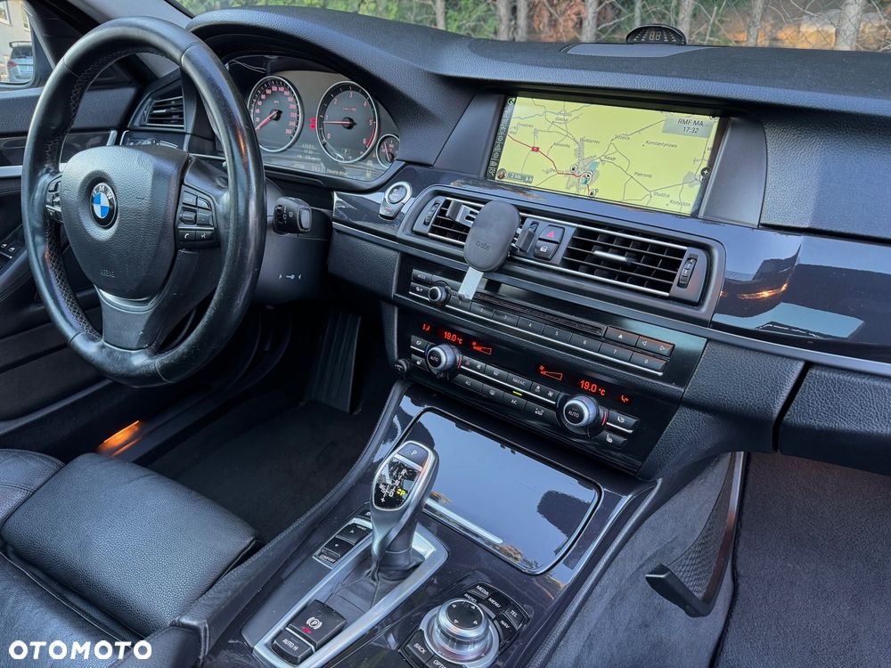 BMW Seria 5 520d - 15