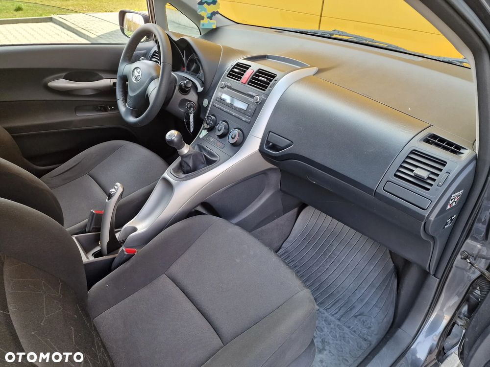 Toyota Auris 1.4 VVT-i Sol - 7