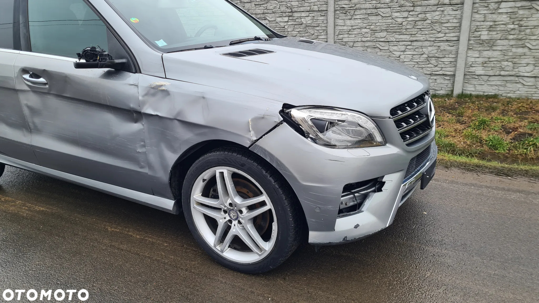 Mercedes-Benz ML 500 4MATIC (BlueEFFICIENCY) 7G-TRONIC - 7