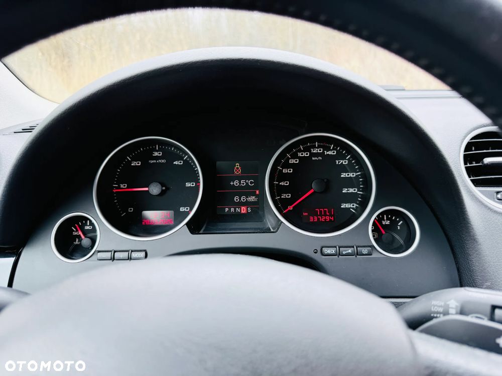 Seat Exeo 2.0 TDI DPF Multitronic - 11