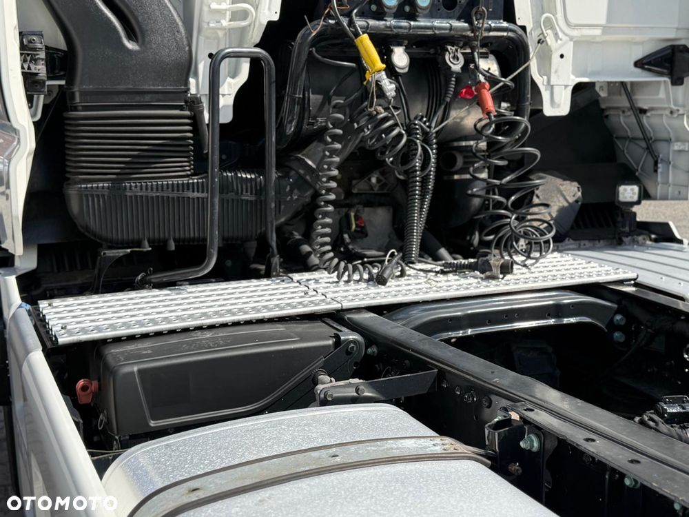 MAN TGX 18.470 / PRZEBIEG TYLKO 99 000 KM !!!/ ACC / FULL LED / RETARDER / DUŻA NAVI / VIRTUAL KOKPIT - 11
