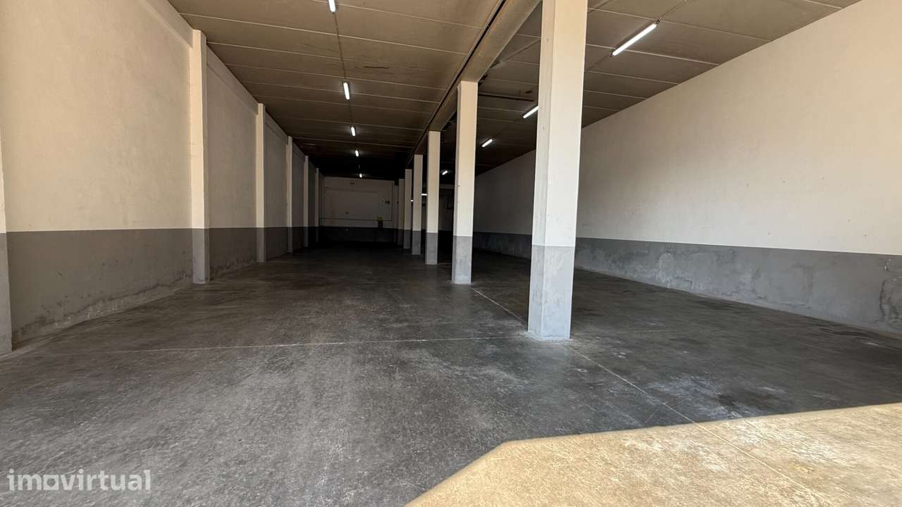 Armazém para Arrendamento – Nespereira, Guimarães - Grande imagem: 5/13