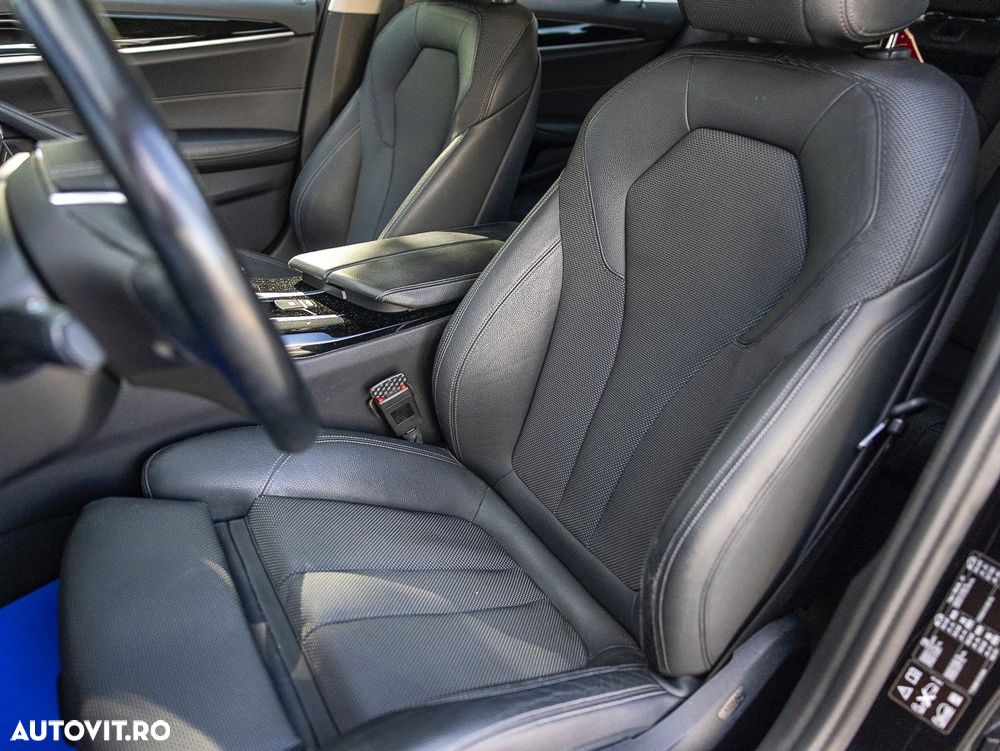 BMW Seria 5 520d xDrive Aut. Sport Line - 25