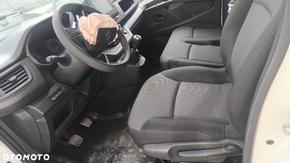 Renault Trafic - 3
