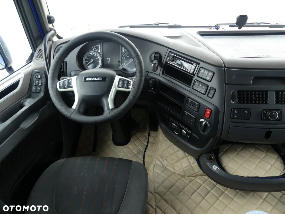 DAF XF 106.530 / RETARDER / KLIMATYZACJA POSTOJOWA / EURO 6 / - 29
