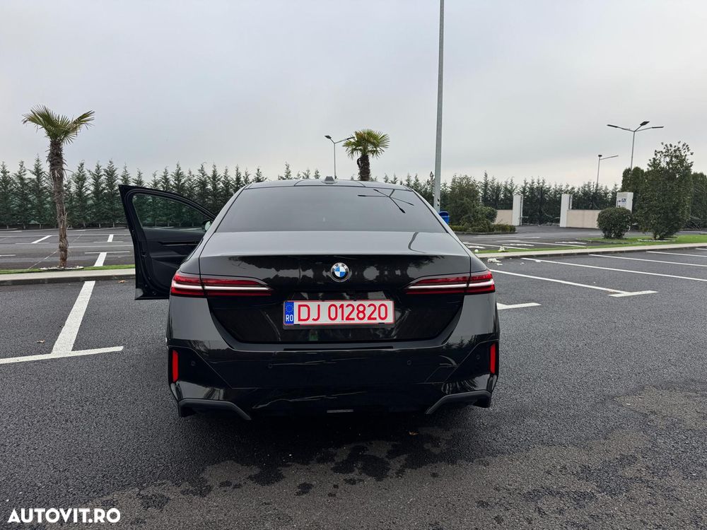 BMW Seria 5 520i Aut. - 5