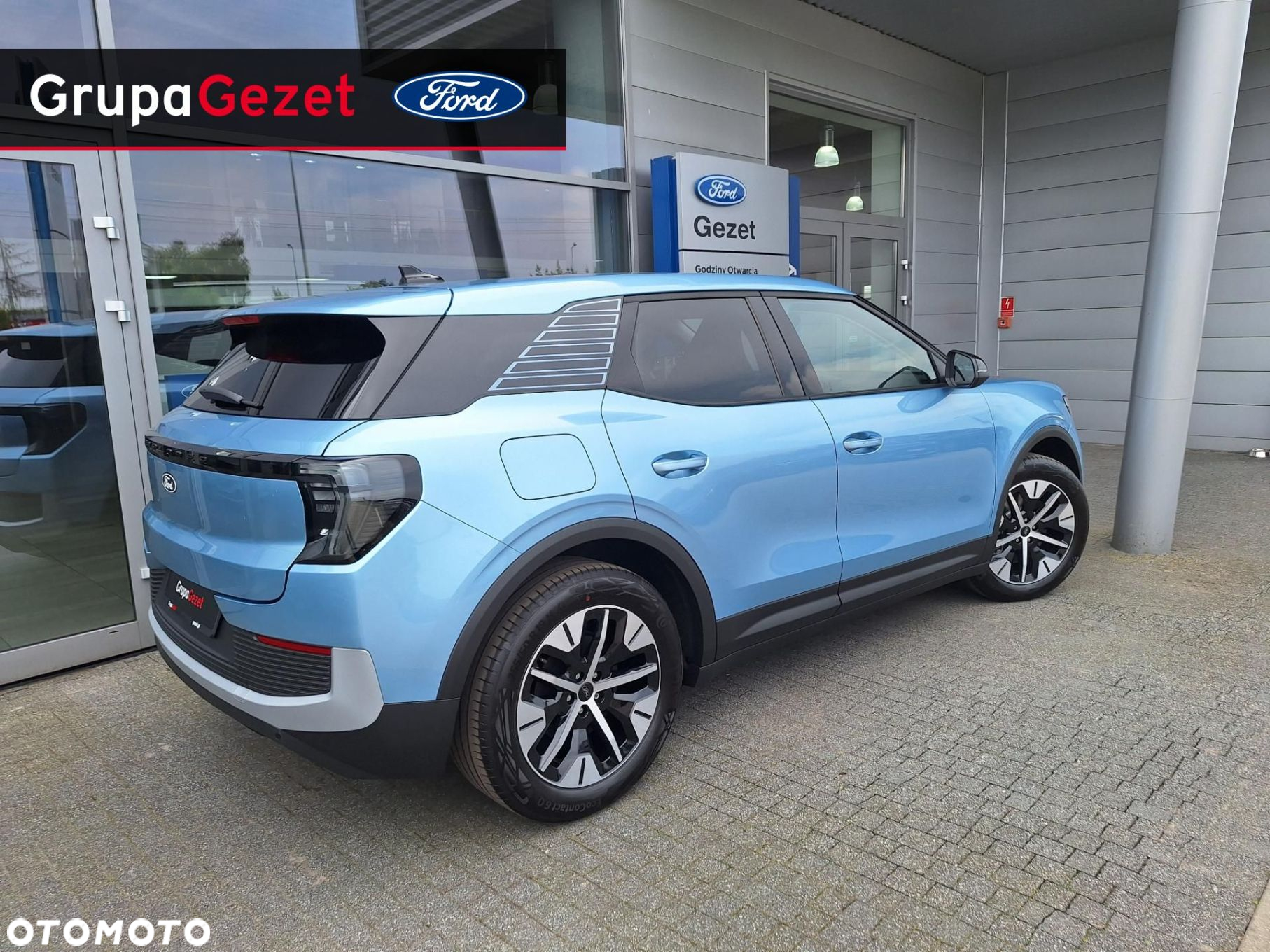 Ford Explorer - 2