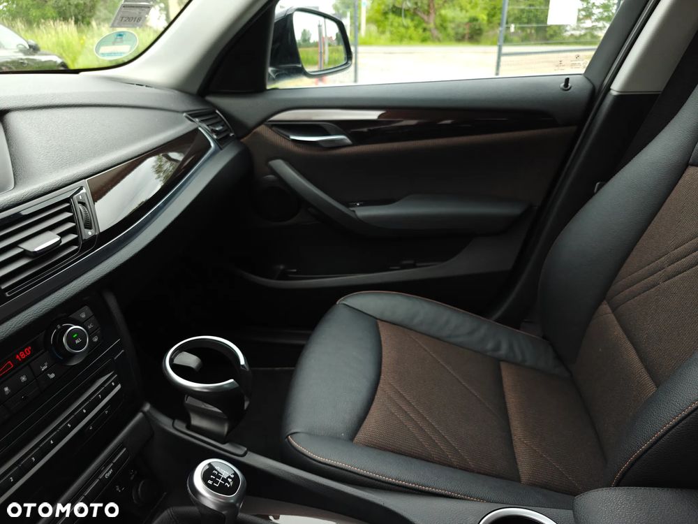 BMW X1 sDrive18d Sport Line - 21