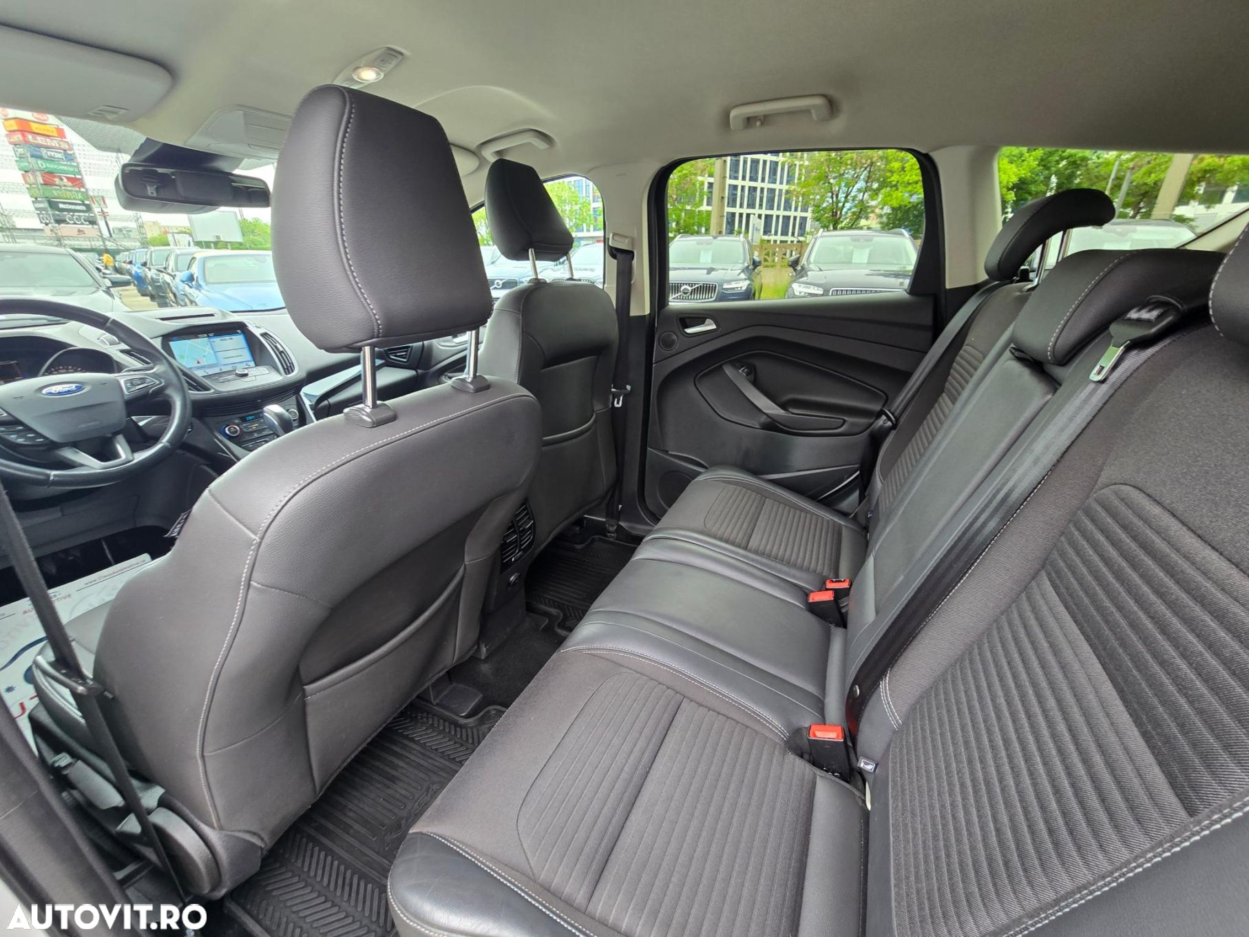 Ford Kuga - 25