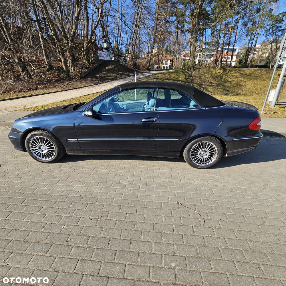 Mercedes-Benz CLK - 8