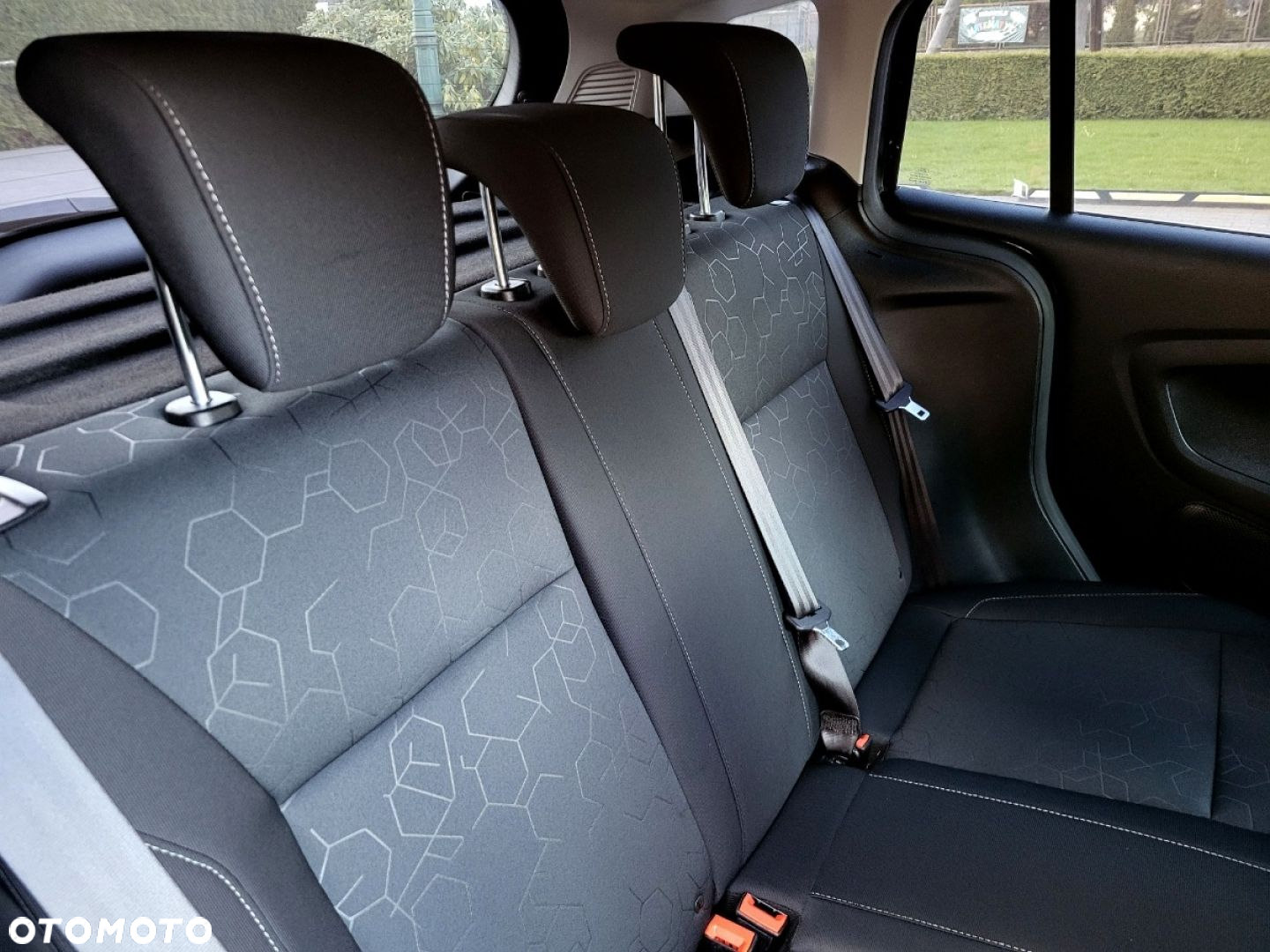 Ford B-MAX - 25
