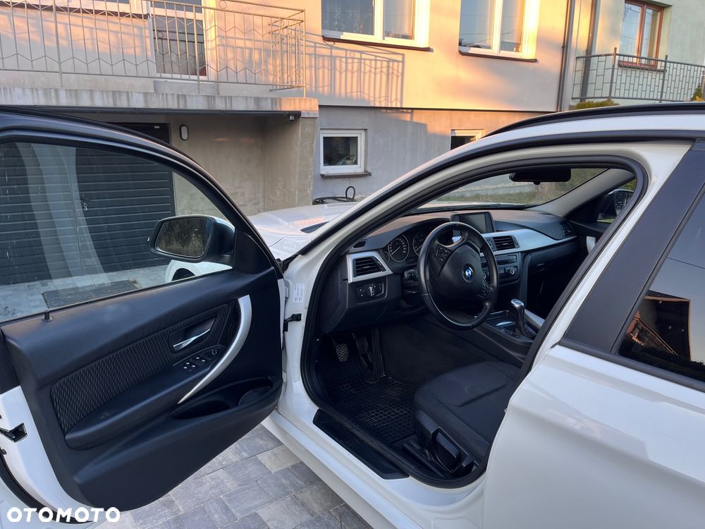 BMW Seria 3 318d xDrive - 19