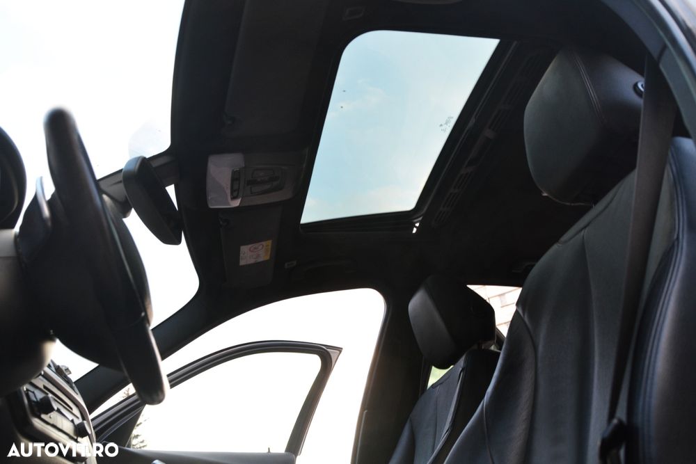 BMW Seria 3 320d Touring Aut. Blue Performance Sport Line - 12