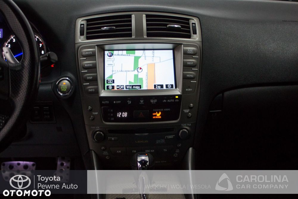 Lexus IS F Sport - 8