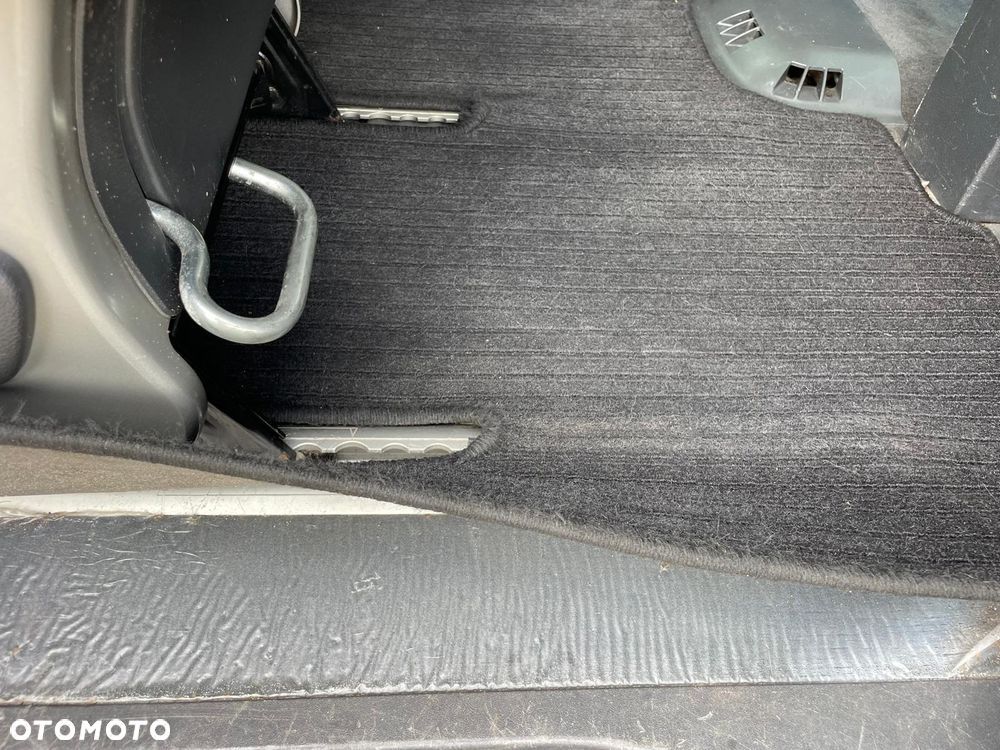Mercedes-Benz Viano 3.0 CDI lang Automatik X-CLUSIVE DPF - 23