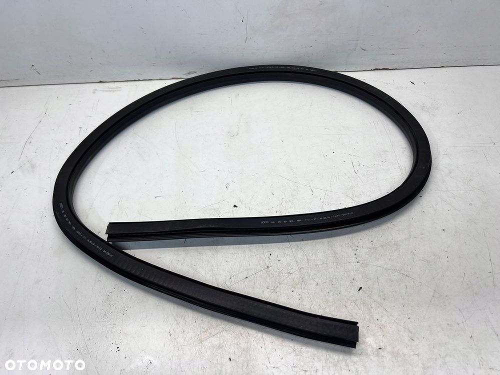 USZCZELKA DRZWI DOLNA AUDI A5 8T 8T0831707D - 2