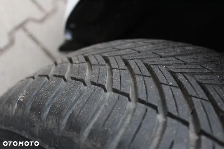 Ford TRANSIT CONNECT - 32