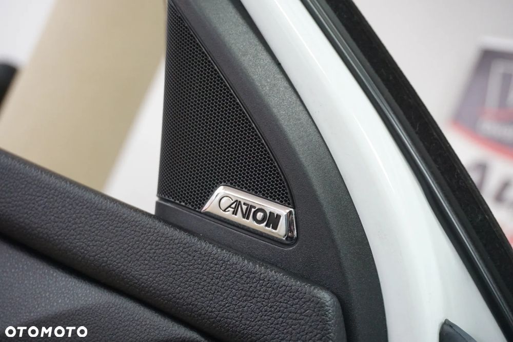 Skoda Octavia 2.0 TDI DSG RS - 40