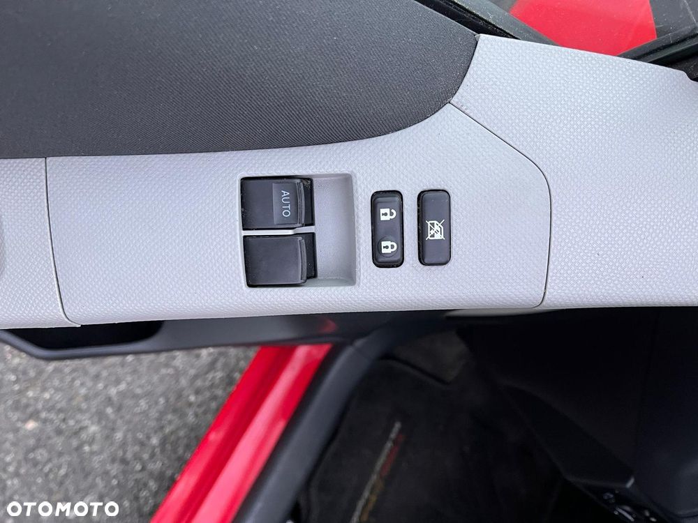 Toyota Yaris 1.0 Terra A/C - 10