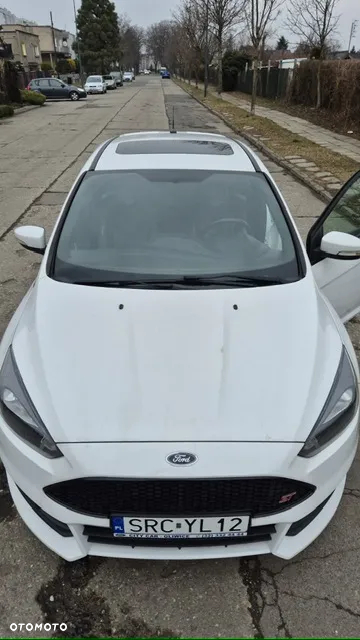 Ford Focus 2.0 EcoBoost ST - 16