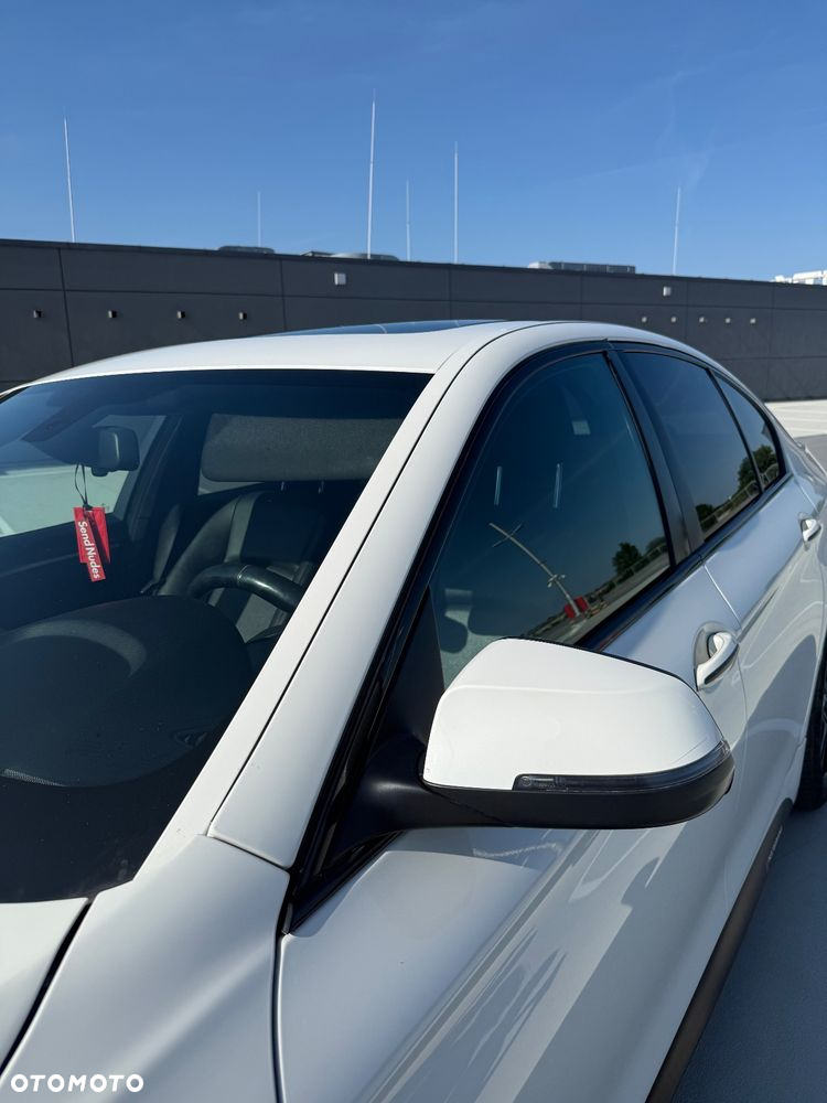 BMW Seria 5 - 28