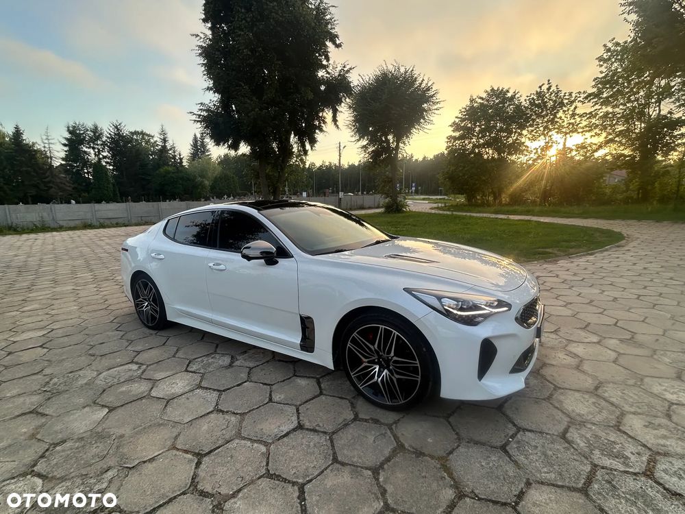 Kia Stinger 3.3 T-GDI V6 GT AWD - 13