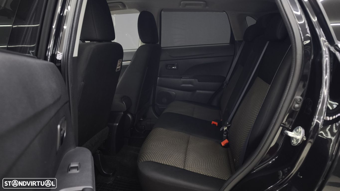 Mitsubishi ASX 1.8 DI-D Intense - 35