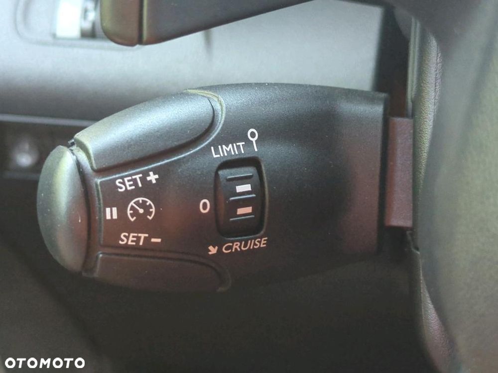 Toyota Proace City 1.2 D-4T Long 2,3t Active (bryg.) - 9