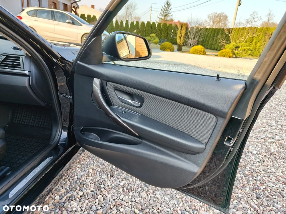 BMW Seria 3 318d Modern Line - 8